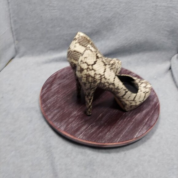 Vera Wang Snake Print Peep Toe Platform Heels Size 7.5 - Picture 5 of 10
